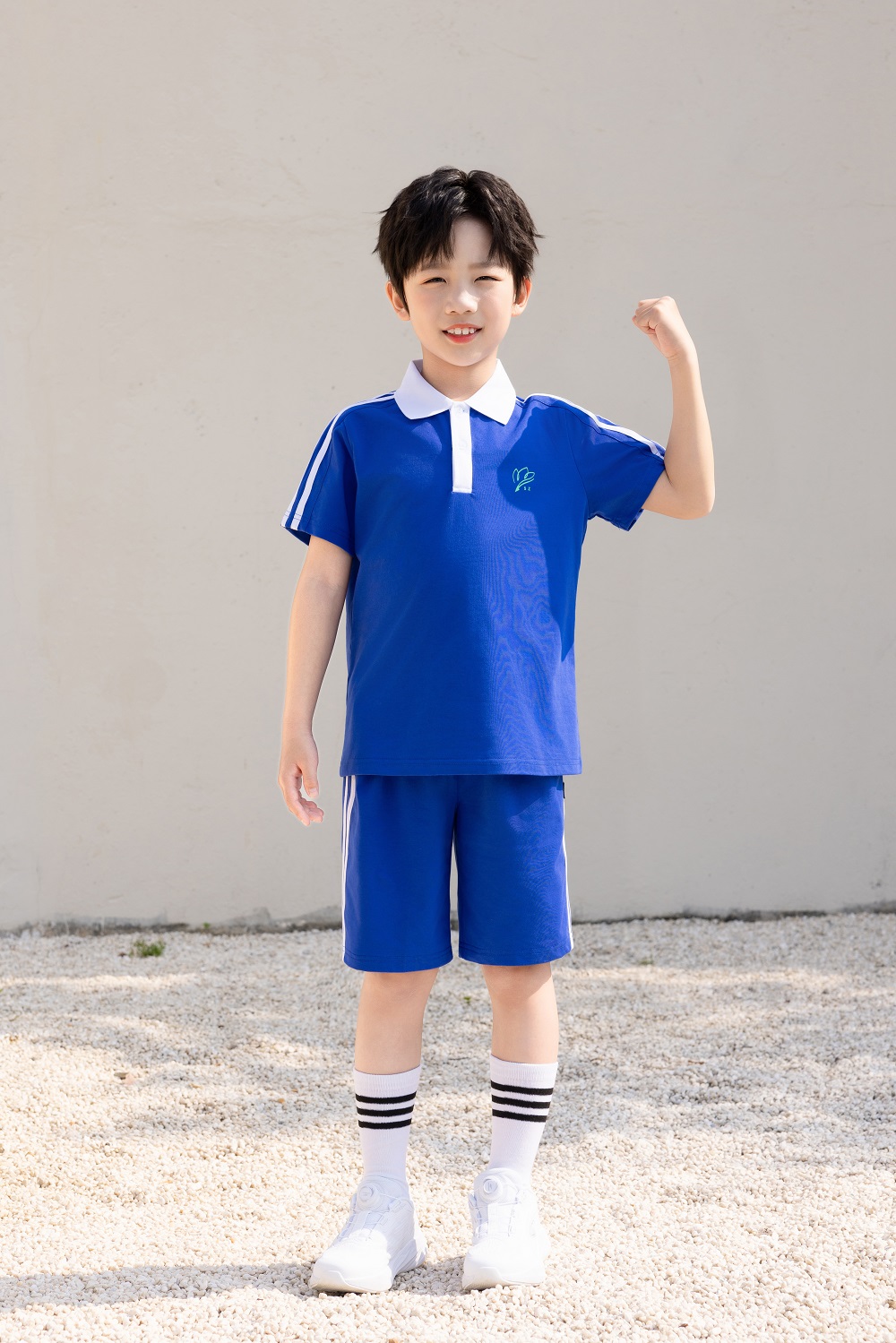 小学夏季男生校服