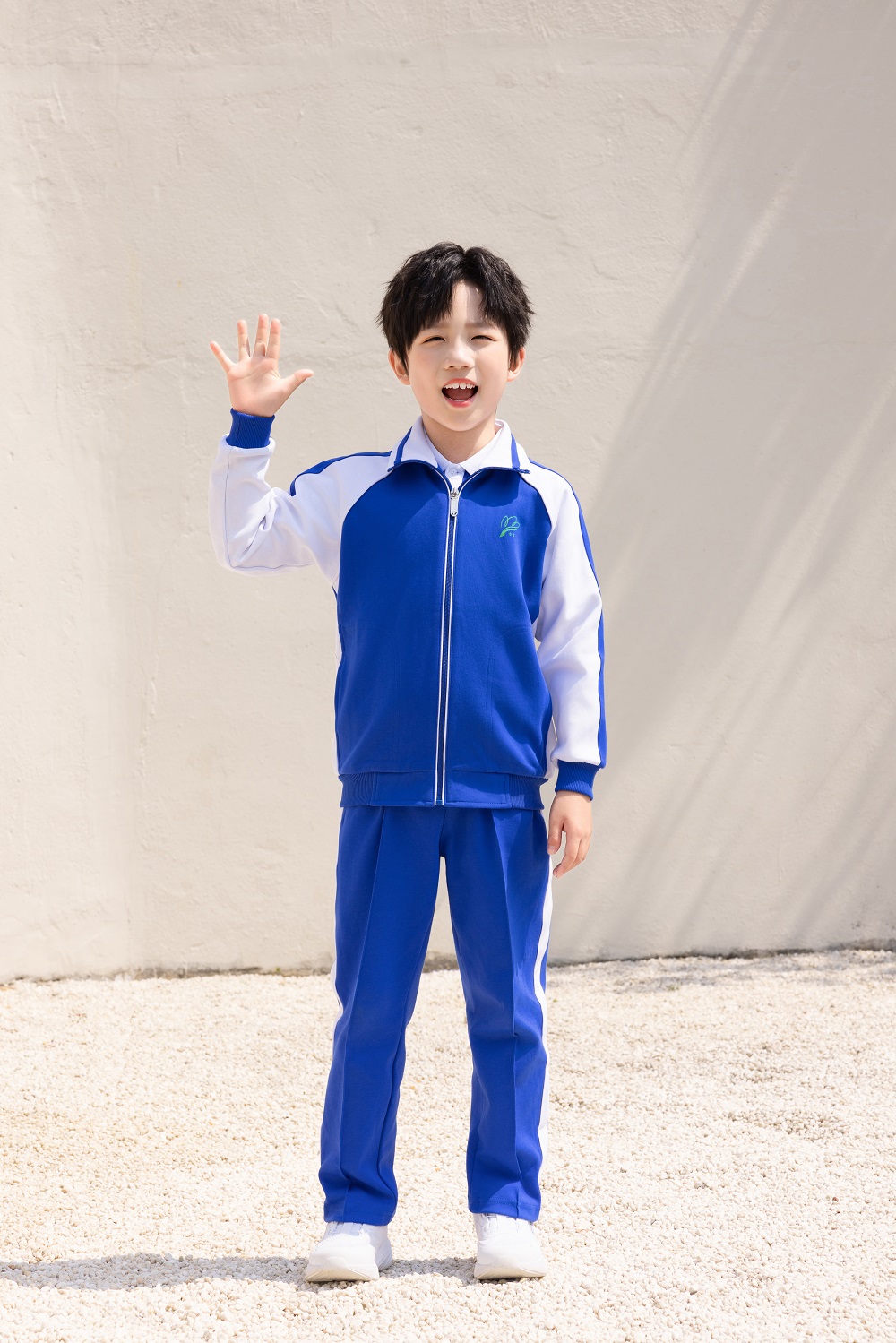 小学冬季男生校服